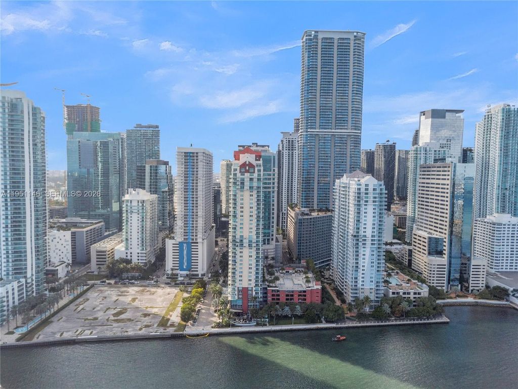 1155 Brickell Bay Dr PH102, Miami, FL 33131