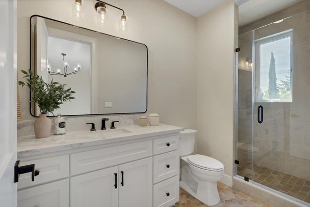 104 Southlite Cir, Sacramento, CA 95831