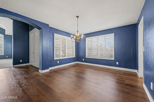 7815 W KERRY Lane, Glendale, AZ 85308