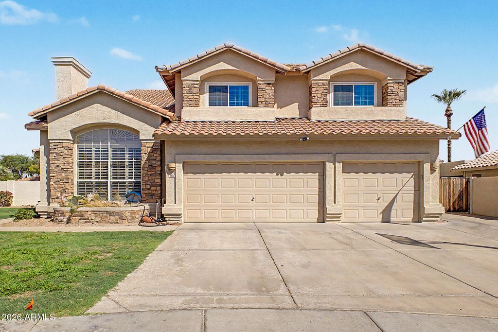 7815 W KERRY Lane, Glendale, AZ 85308