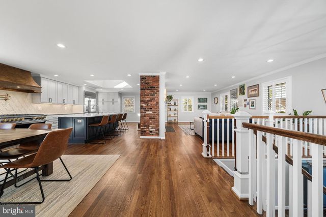 1107 POTOMAC LN, Alexandria, VA 22308