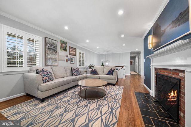 1107 POTOMAC LN, Alexandria, VA 22308