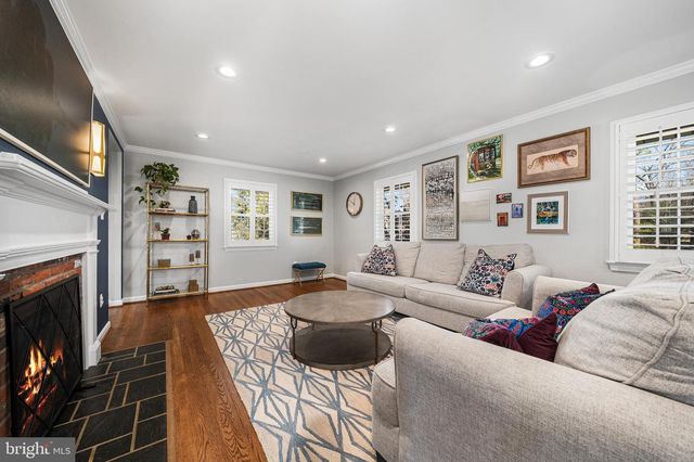 1107 POTOMAC LN, Alexandria, VA 22308