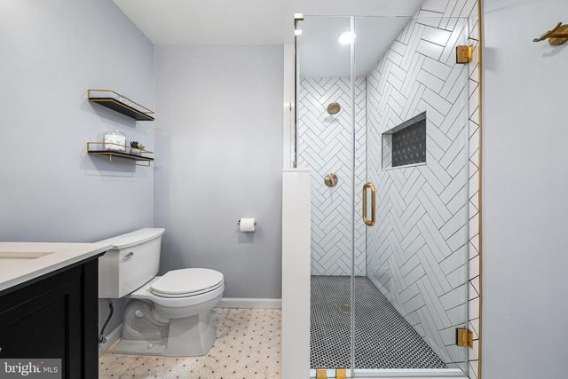 1107 POTOMAC LN, Alexandria, VA 22308