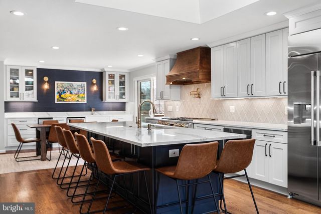 1107 POTOMAC LN, Alexandria, VA 22308