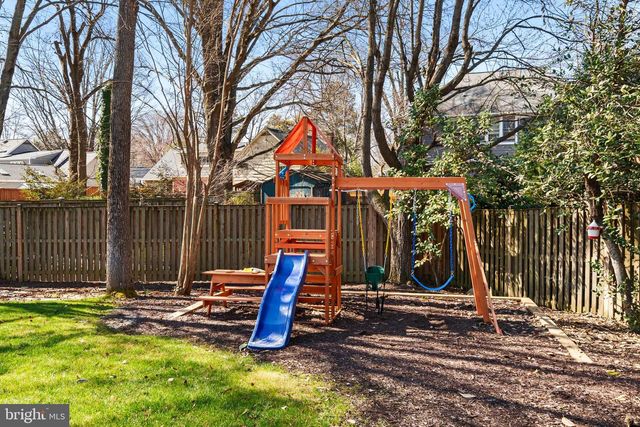 1107 POTOMAC LN, Alexandria, VA 22308