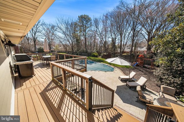1107 POTOMAC LN, Alexandria, VA 22308
