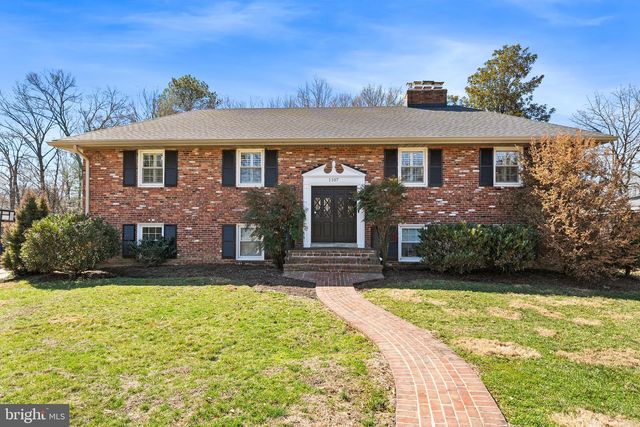 1107 POTOMAC LN, Alexandria, VA 22308