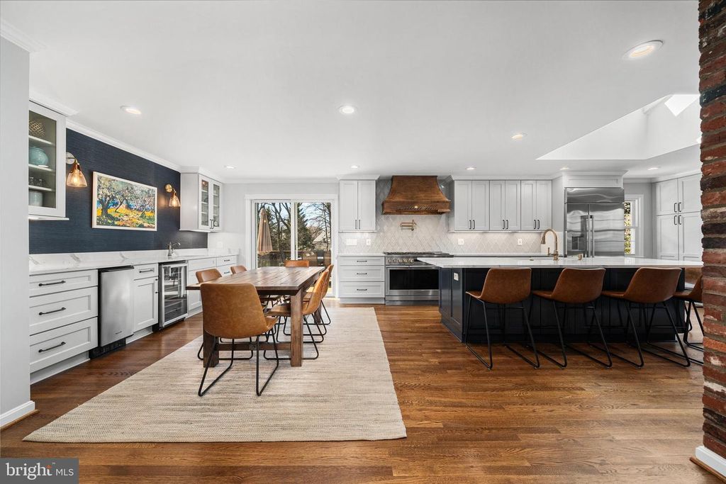 1107 POTOMAC LN, Alexandria, VA 22308