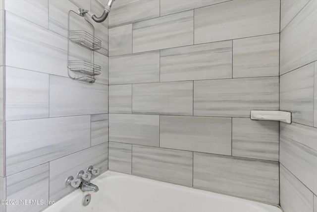 2438 BUTTONWOOD Drive, Jacksonville, FL 32216