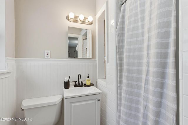 2438 BUTTONWOOD Drive, Jacksonville, FL 32216