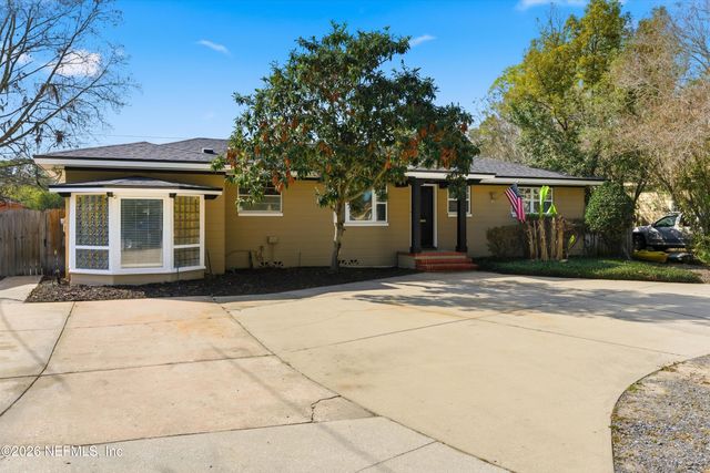 2438 BUTTONWOOD Drive, Jacksonville, FL 32216