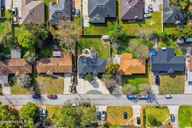 2438 BUTTONWOOD Drive, Jacksonville, FL 32216