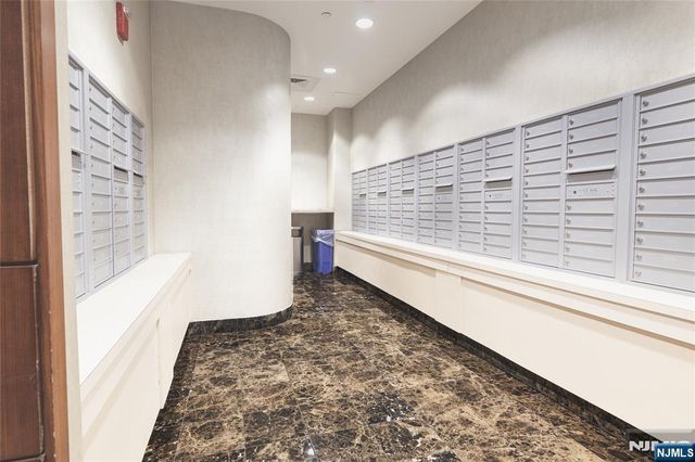 2 2nd Street 1207, Jersey City, NJ 07302