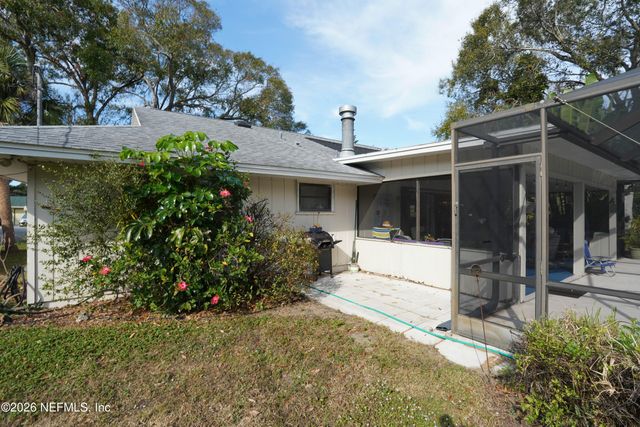 166 23RD Avenue, Vero Beach, FL 32962