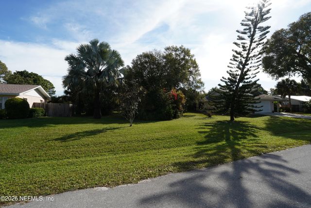 166 23RD Avenue, Vero Beach, FL 32962