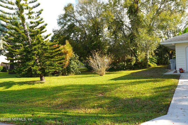 166 23RD Avenue, Vero Beach, FL 32962