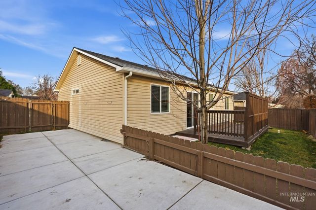 3525 S Annette Ave, Boise, ID 83705