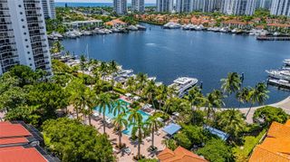 3598 Yacht Club Drive 601+DEN, Aventura, FL 33180