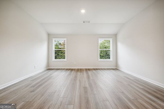 28 Chickadee Court, Auburn, GA 30011