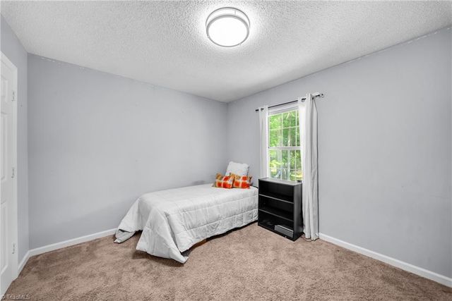 500 W Holly Hill Road, Thomasville, NC 27360