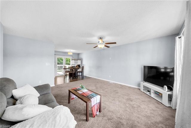 500 W Holly Hill Road, Thomasville, NC 27360