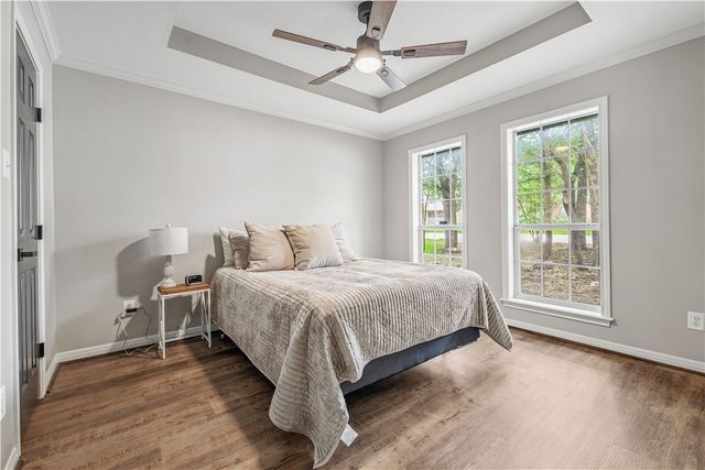 705 Summerglen Drive, College Station, TX 77840