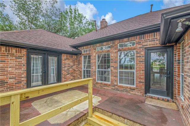 705 Summerglen Drive, College Station, TX 77840