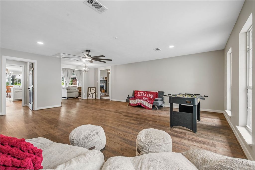 705 Summerglen Drive, College Station, TX 77840 — photo 5