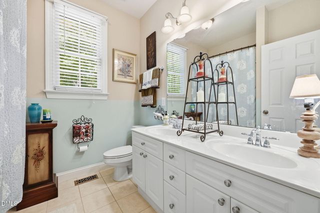 8705 Ormand Way, Wake Forest, NC 27587