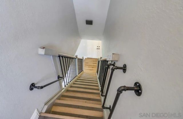 1011 La Mesa Ave, Spring Valley, CA 91977