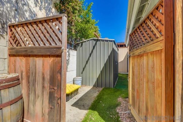 1011 La Mesa Ave, Spring Valley, CA 91977