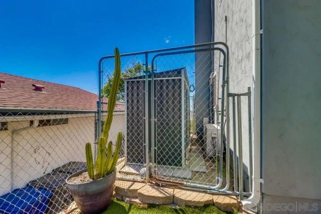 1011 La Mesa Ave, Spring Valley, CA 91977