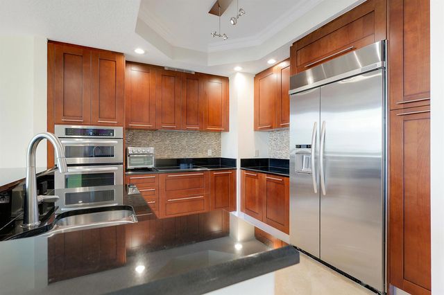 701 S OLIVE Avenue 1706, West Palm Beach, FL 33401