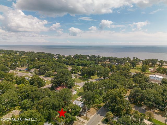492 Central Avenue, Gulfport, MS 39507