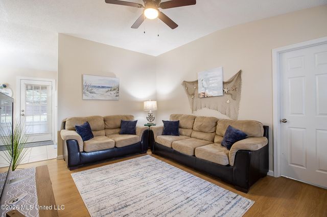492 Central Avenue, Gulfport, MS 39507