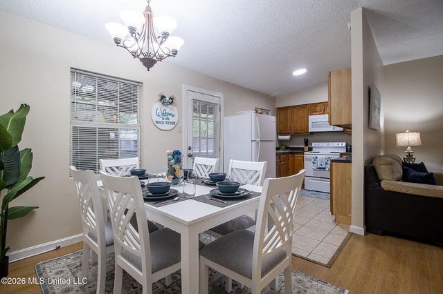 492 Central Avenue, Gulfport, MS 39507