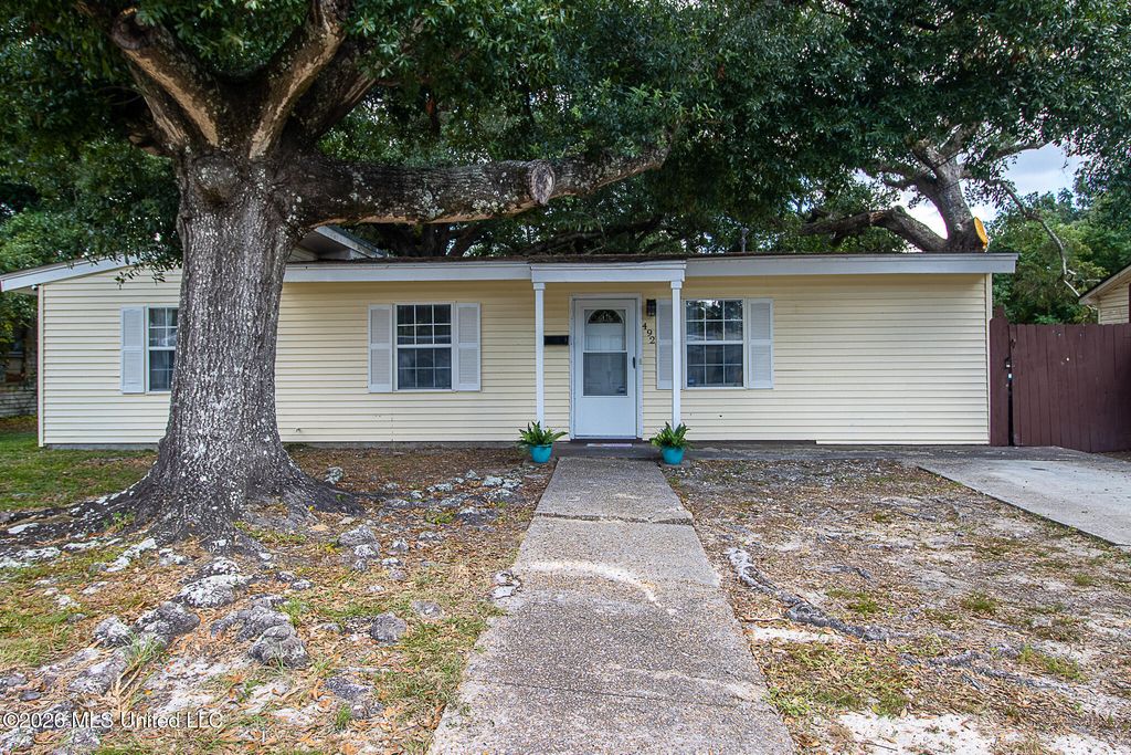 492 Central Avenue, Gulfport, MS 39507