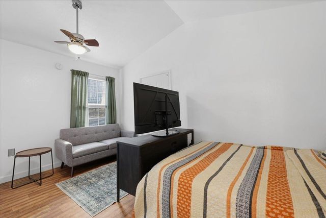 831 Neighborhood Road, Wellford, SC 29385