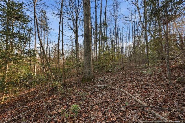 831 Neighborhood Road, Wellford, SC 29385