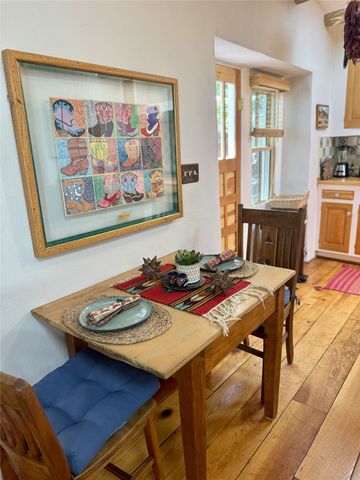 631 W San Francisco A, Santa Fe, NM 87501