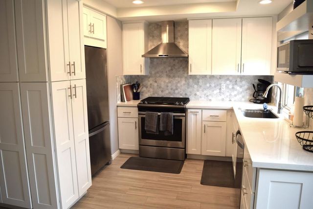 73195 Rod Laver Lane, Palm Desert, CA 92260