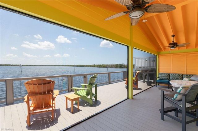 4819 Pine Island RD NW, Matlacha, FL 33993