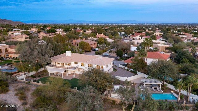 12240 S HONAH LEE Court, Phoenix, AZ 85044