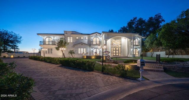 12240 S HONAH LEE Court, Phoenix, AZ 85044