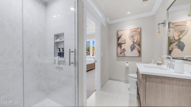 12240 S HONAH LEE Court, Phoenix, AZ 85044