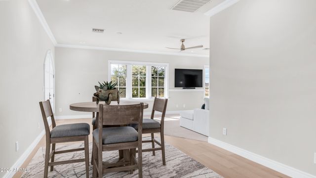 12240 S HONAH LEE Court, Phoenix, AZ 85044