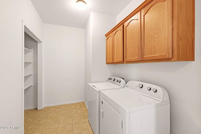 525 N CORTINA Street, Dewey, AZ 86327