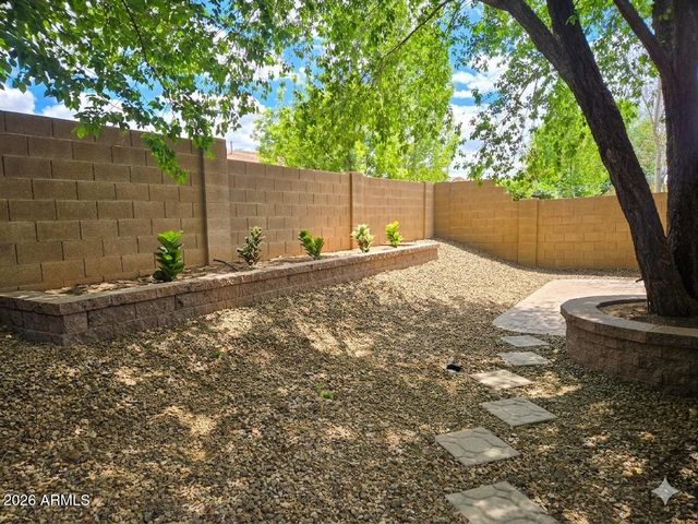 525 N CORTINA Street, Dewey, AZ 86327