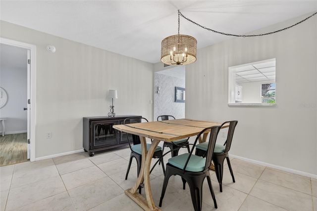 741 CAPRI ISLES BOULEVARD 111, Venice, FL 34292